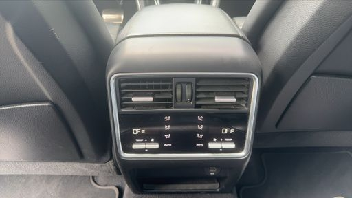 Porsche Cayenne 2.9  440 AWD BVA8 - S – 2017 – 113890 km – Essence – Boîte Automatique — photo 2