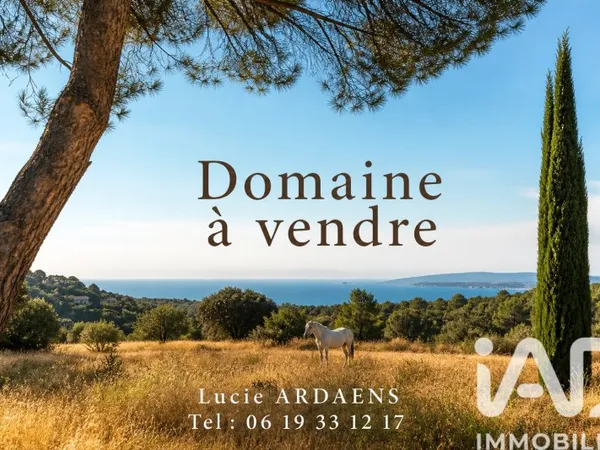 Maison 8 pièces 300 m²
