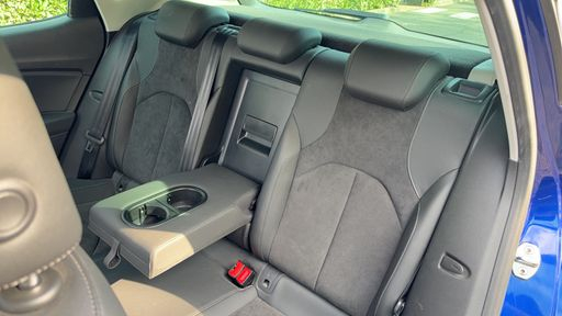 Seat Leon 1.6 TDI 116 - Xcellence – 2019 – 103470 km – Diesel – Boîte Manuelle — photo 32