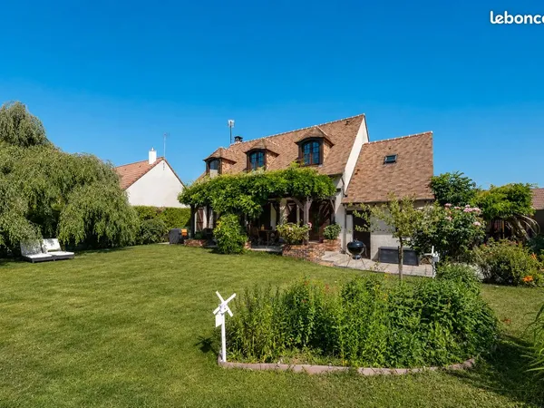 Maison de charme 121 m² - 7 pièces - 4 chambres - 430 000