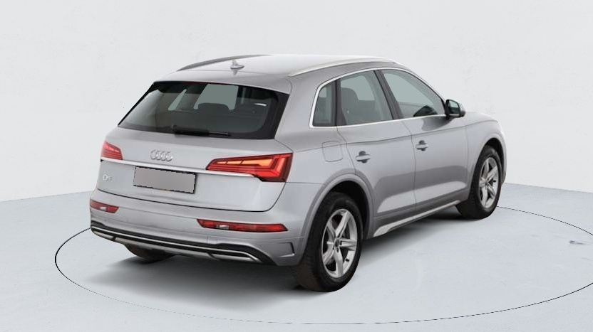 Audi Q5 — photo 7