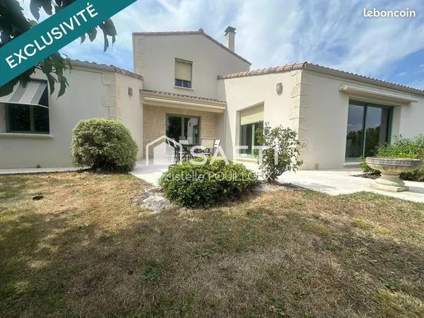 Propriété 7 pièces 250 m²