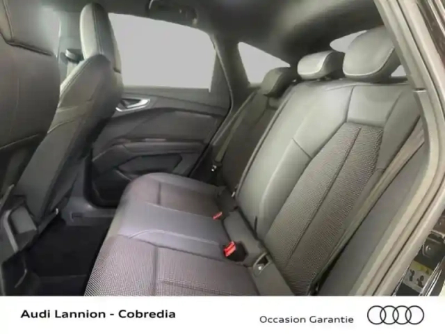Audi Q4 E-Tron q4 sportback e-tron 40 e-tron 204ch s line — photo 8