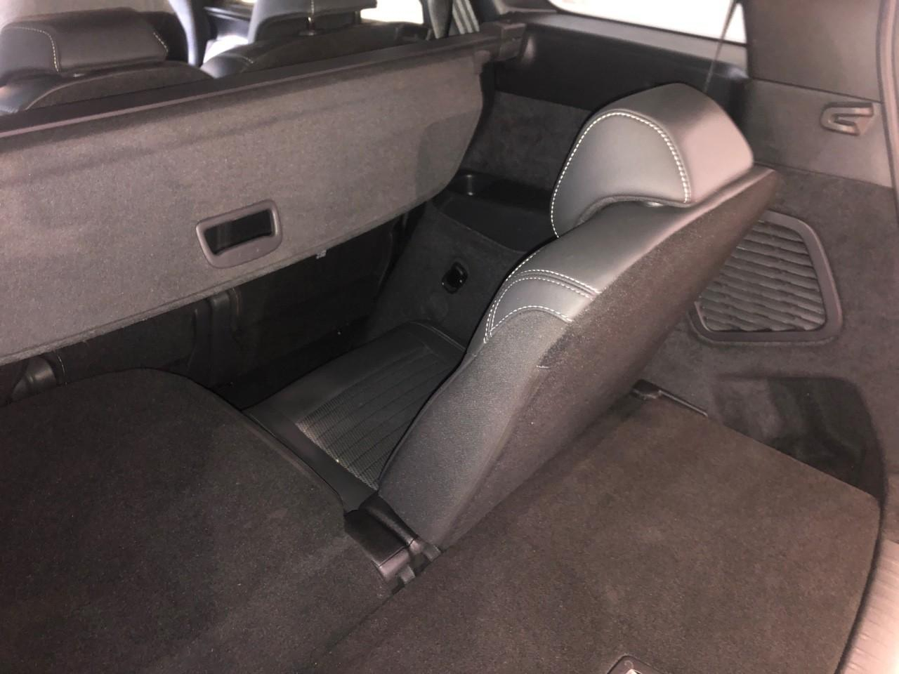 Peugeot 5008 hybrid 145 ch e-dcs6 gt — photo 23
