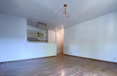 Vends F3 dans quartier Pleyel (à 2 pas du village olympique) - 93200 Saint-Denis