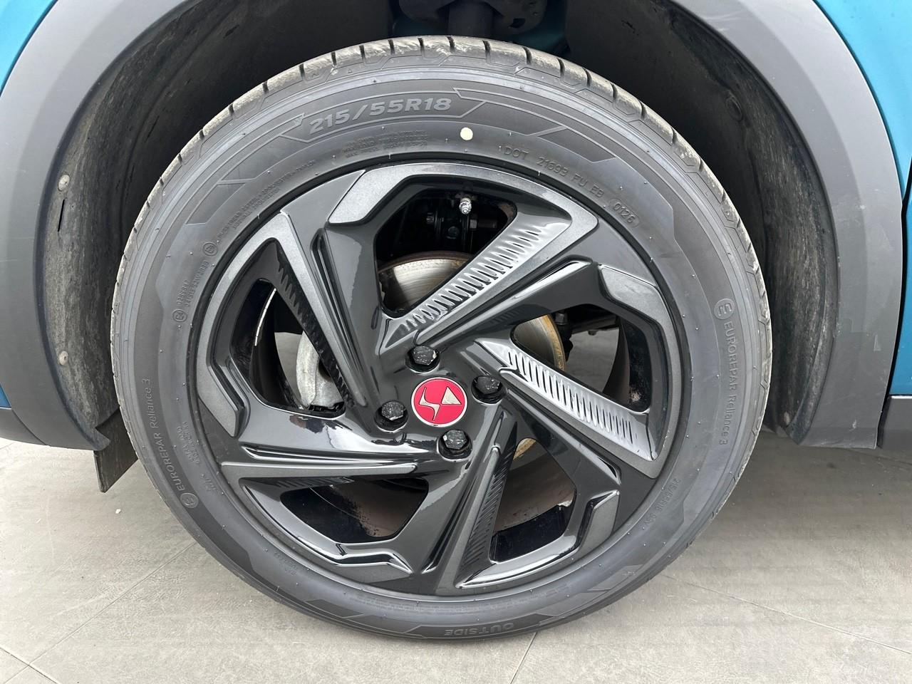 Ds Ds 3 crossback puretech 130 eat8 performance line+ — photo 16