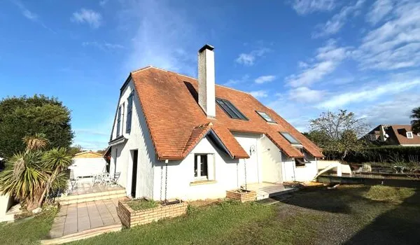 Maison 6 pièces 160 m²