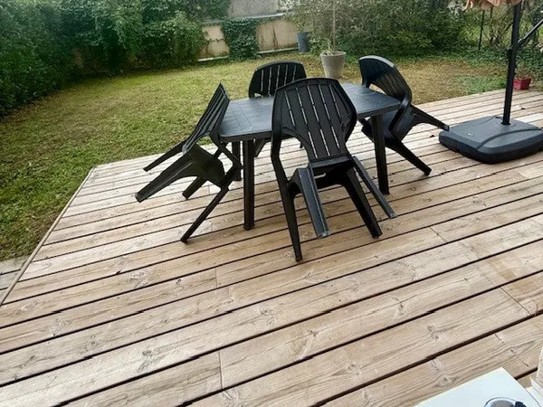 MAGNIFIQUE Appartement T3 meublé avec jardin privatif PROXIM