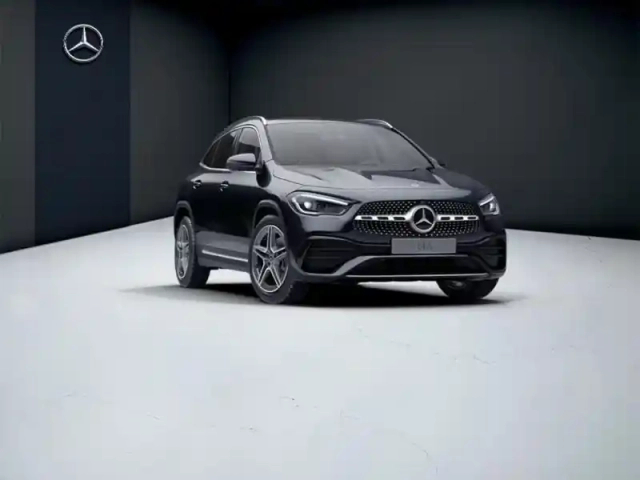 Mercedes Gla 220 d 4matic amg line — photo 12