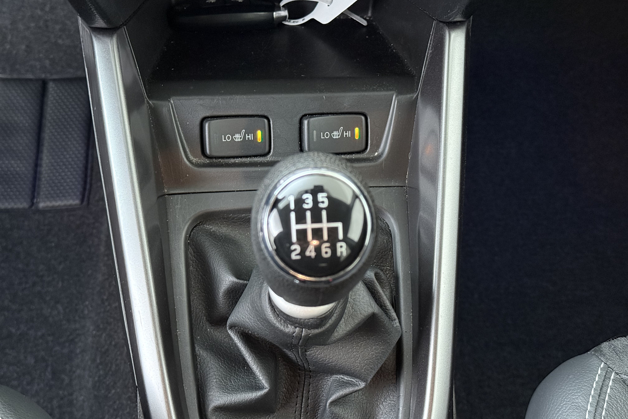 Suzuki Vitara — photo 12