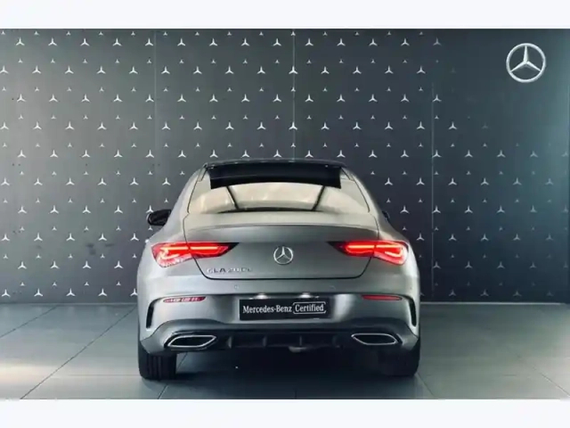 Mercedes Cla 200 d coupé amg line — photo 24