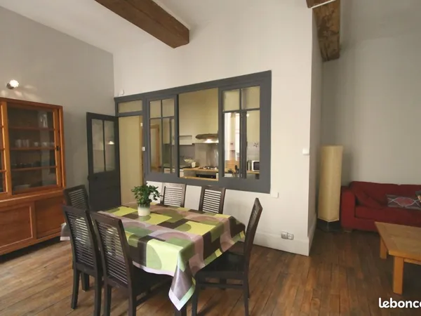 Appartement - 2 pièces - 62m2, 1er étage