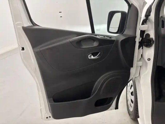 Renault Trafic fgn l2h1 1300 kg dci 120 — photo 20