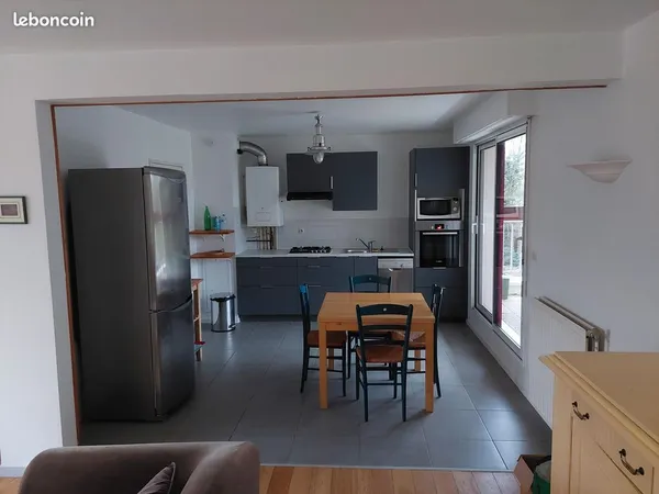 T4 duplex meublé
