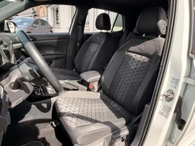 Volkswagen T-Cross 1.0 tsi 116ch r-line edition dsg7 — photo 12