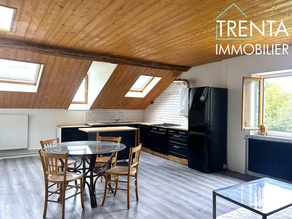 APPARTEMENT T3 MEUBLE A LOUER A VOIRON