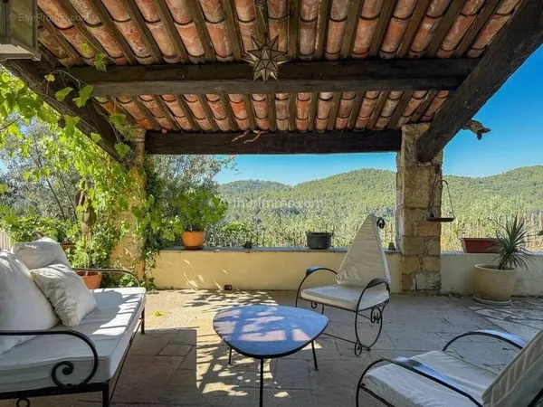 Vente Maison Claviers(83830) 549 900ï¿oe