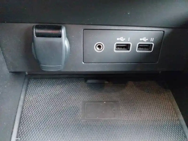 Renault Clio eco-g 100 gsr2 — photo 74