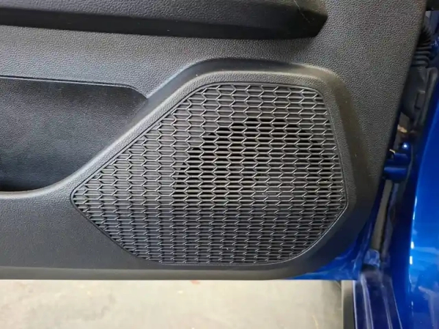 Dacia Sandero eco-g 100 — photo 16