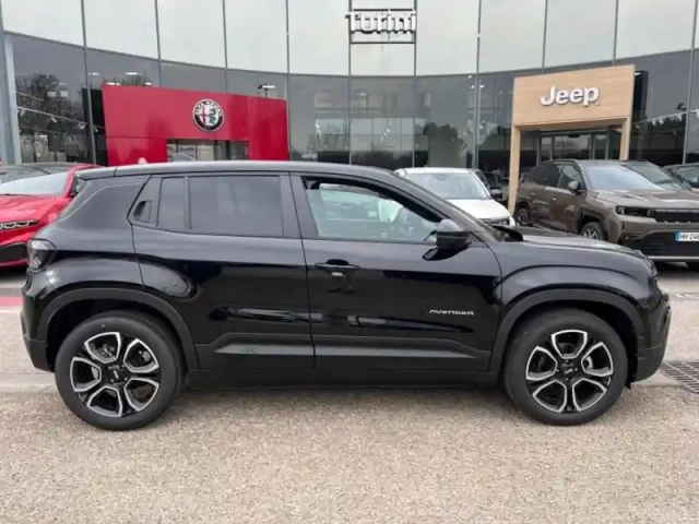 Jeep Avenger 1.2 turbo t3 100ch summit — photo 4
