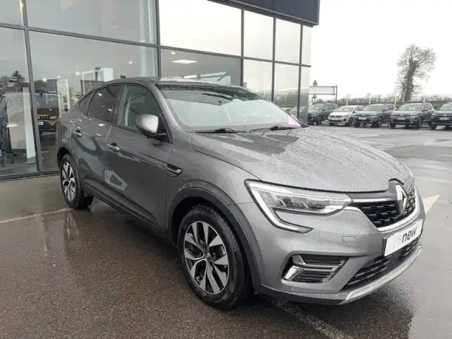 Renault Arkana mild hybrid 140 edc fap - 22 — photo 40