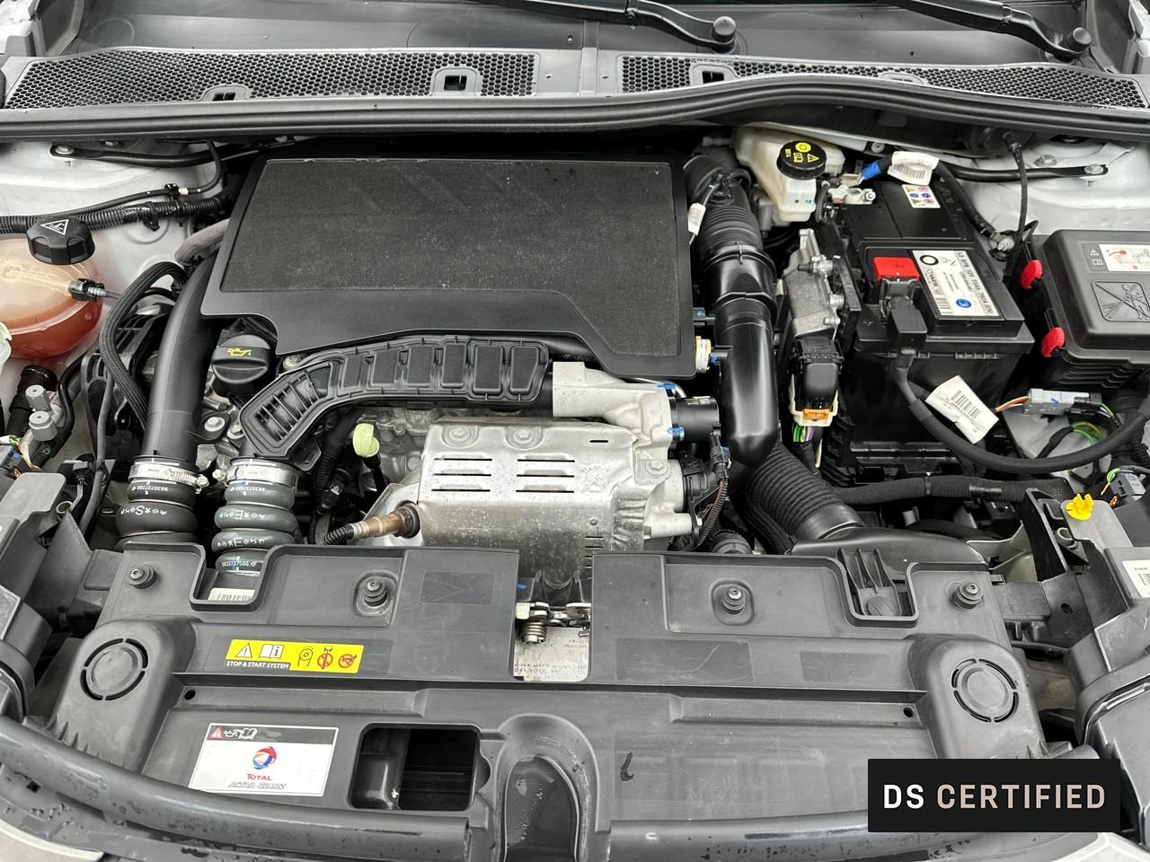 Ds Ds 3 crossback puretech 130 s&s eat8 business — photo 15