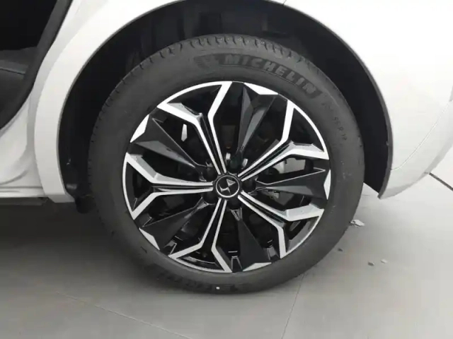 Ds Ds 4 bluehdi 130 eat8 — photo 10