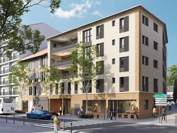 Local commercial 220 m²
