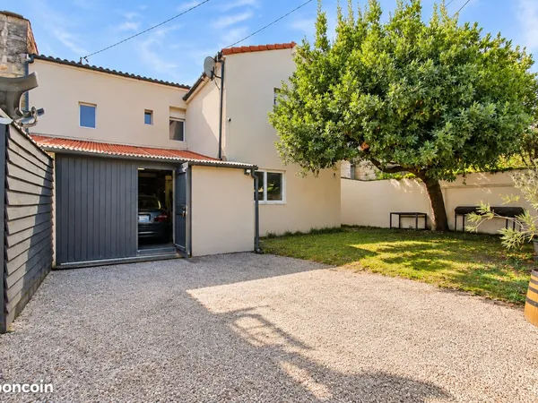 Maison 5 pièces 185 m²