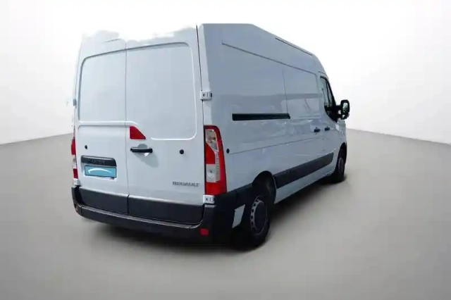 Renault Master fgn trac f3500 l2h2 blue dci 135 — photo 15