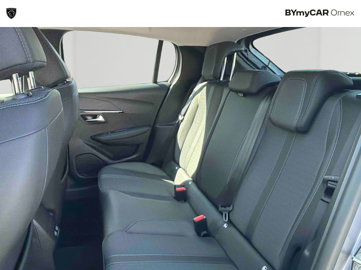 Peugeot 208 PureTech 100 S&amp;S EAT8 — photo 18