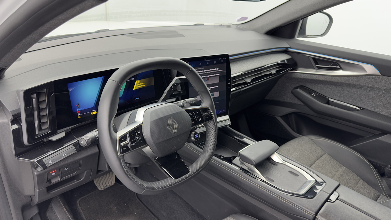 Renault Espace E-Tech full hybrid 200 GSR2 — photo 12