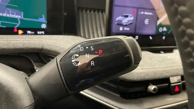 Skoda Superb combi 1.5 tsi mhev 150 ch act dsg7 — photo 12