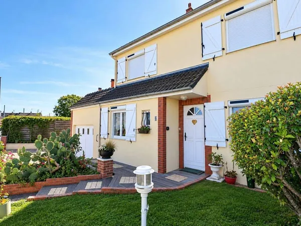 Maison de plain-pied 7 pièces 136 m²