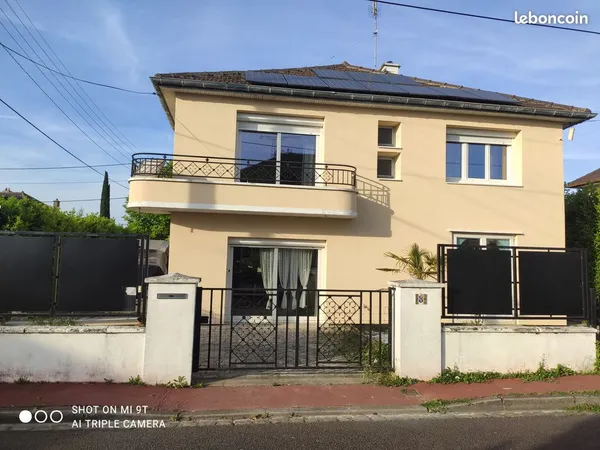 Maison 200 mètres carrés