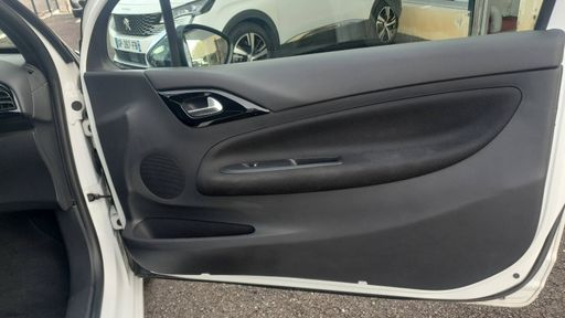 DS DS3 1.2 PureTech 110 - Connected Chic – 2018 – 122795 km – Essence – Boîte Manuelle — photo 54