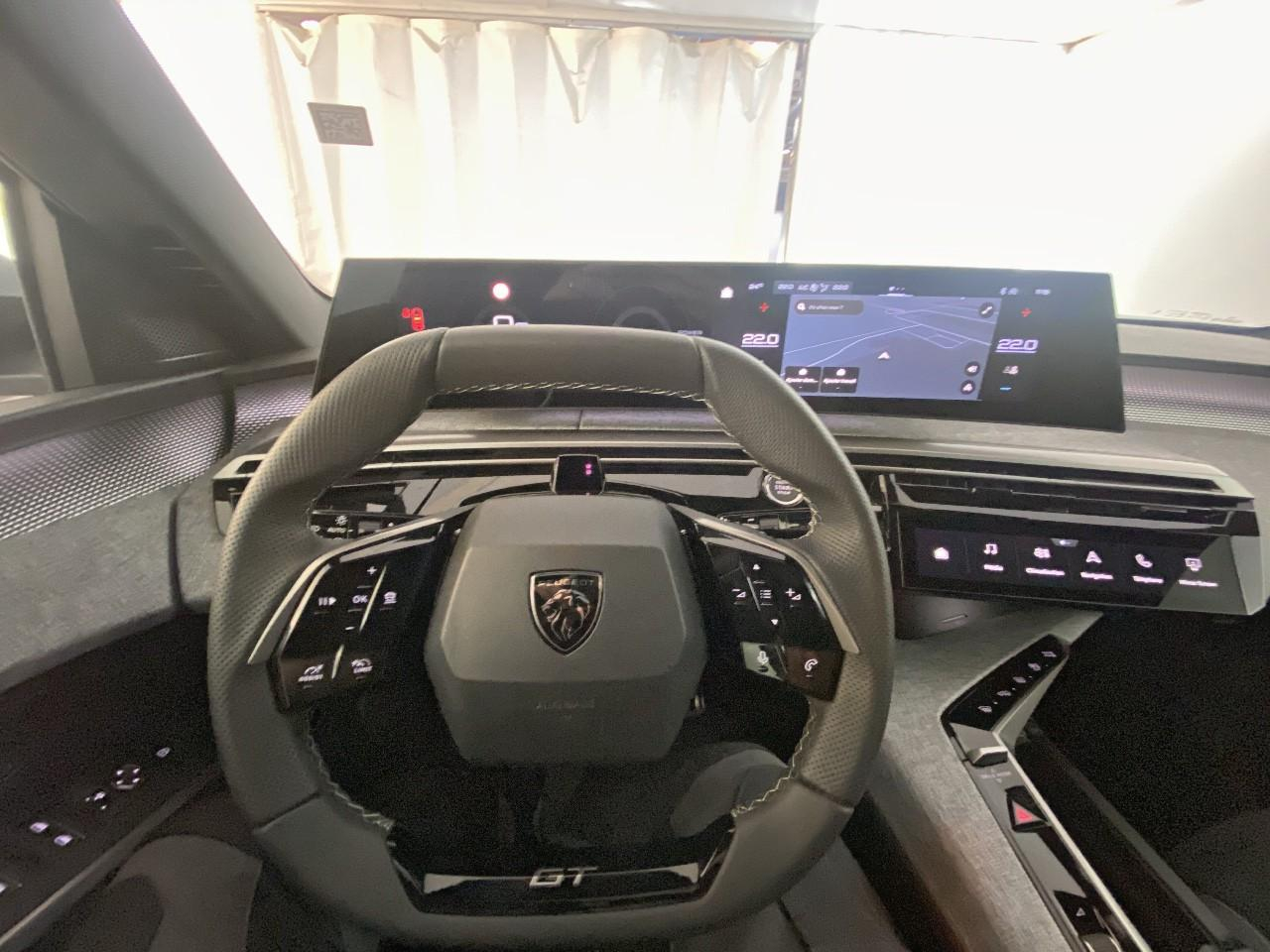 Peugeot 3008 hybrid 145 e-dcs6 gt — photo 12