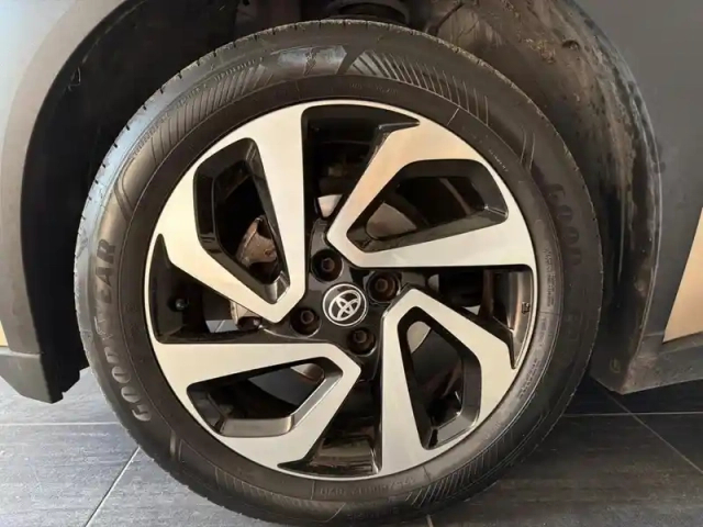 Toyota Aygo X 1.0 vvt-i 72ch design my23 — photo 9