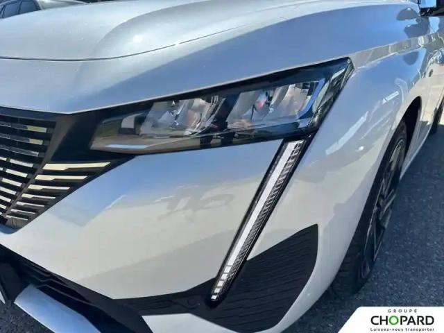 Peugeot 308 phev 180 e-eat8 — photo 24