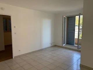 APPARTEMENT // 2 PIECES // CURIS AU MONT MONTS