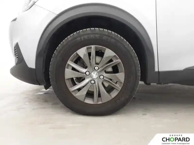 Peugeot 2008 puretech 130 s&amp;s eat8 — photo 12