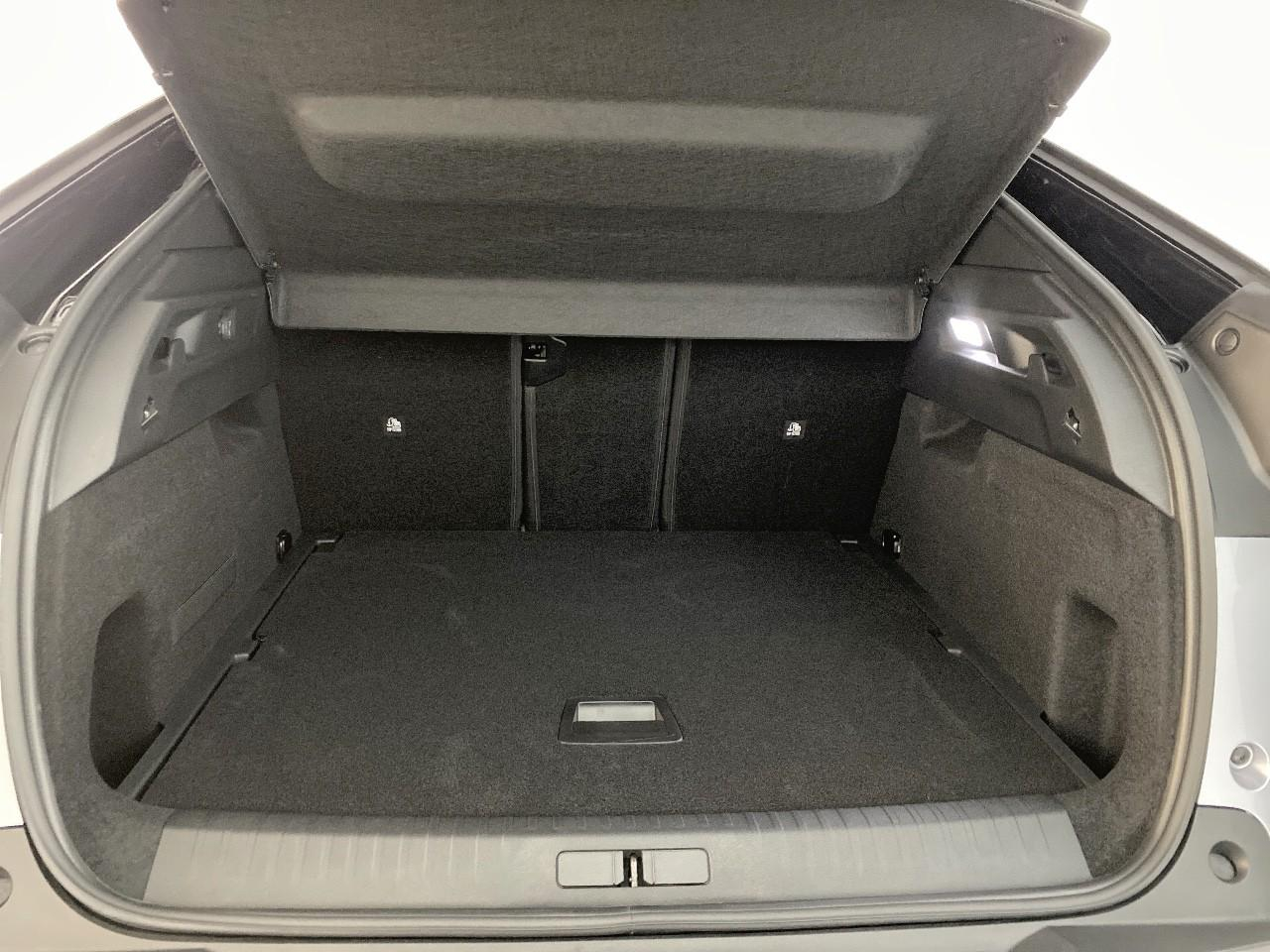 Peugeot 3008 hybrid 145 e-dcs6 gt — photo 6