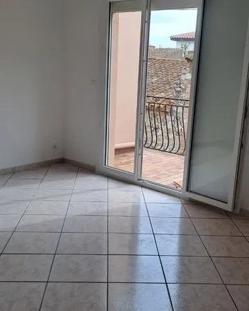 Location maison de ville type T4bis