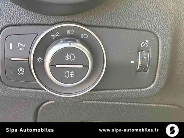 Alfa Romeo Stelvio 2.2 160 ch at8 — photo 23