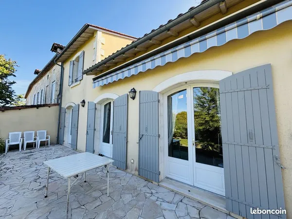 Maison 14 pièces 147 m²