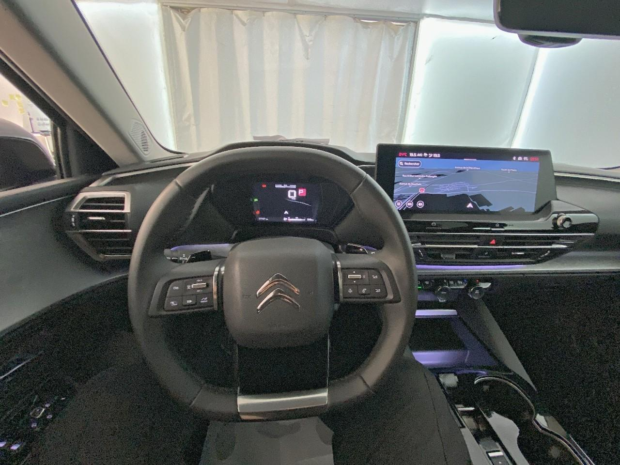 Citroën C5 X hybride 145 ch e-dcs6 plus — photo 12