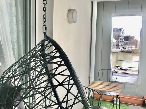 Très beau T3 66 m² - Dernier étage - Terrasse - Vue Bassins à flot