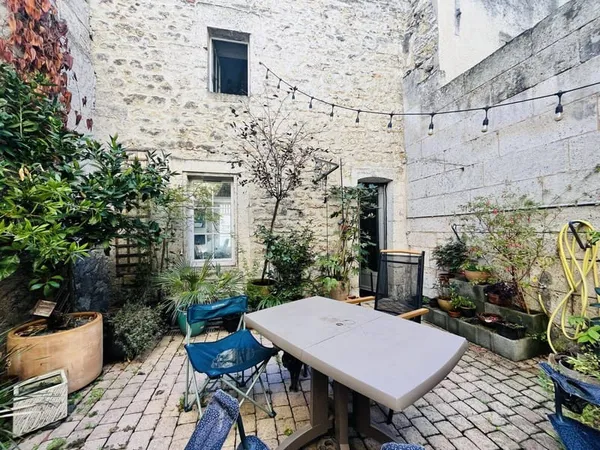 Maison 2 pièces 73 m²