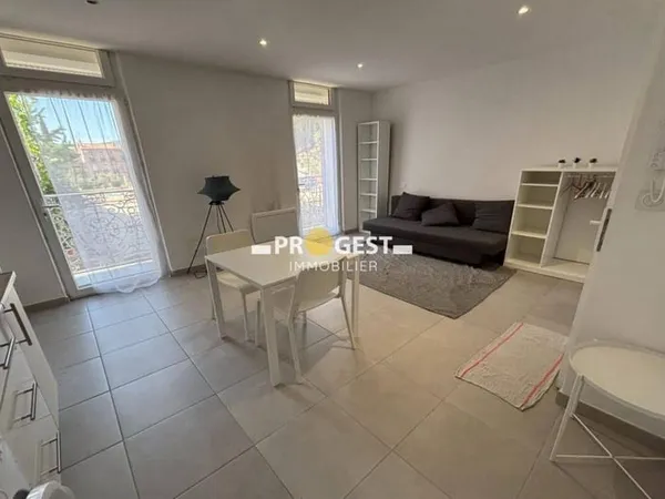 Studio 1 pièce 22 m²