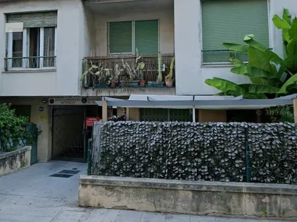 GARAGE EN EXCELLENT ÉTAT